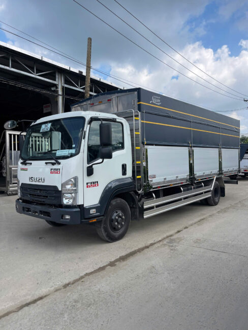 xe_ isuzu_FRR90LE5_bửng_Nhôm_Cao_Cấp
